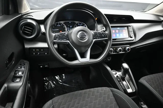 Used 2021 Black Nissan S image 11