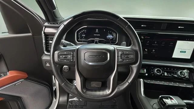 Used 2023 White Frost Tricoat GMC Denali Ultimate image 10