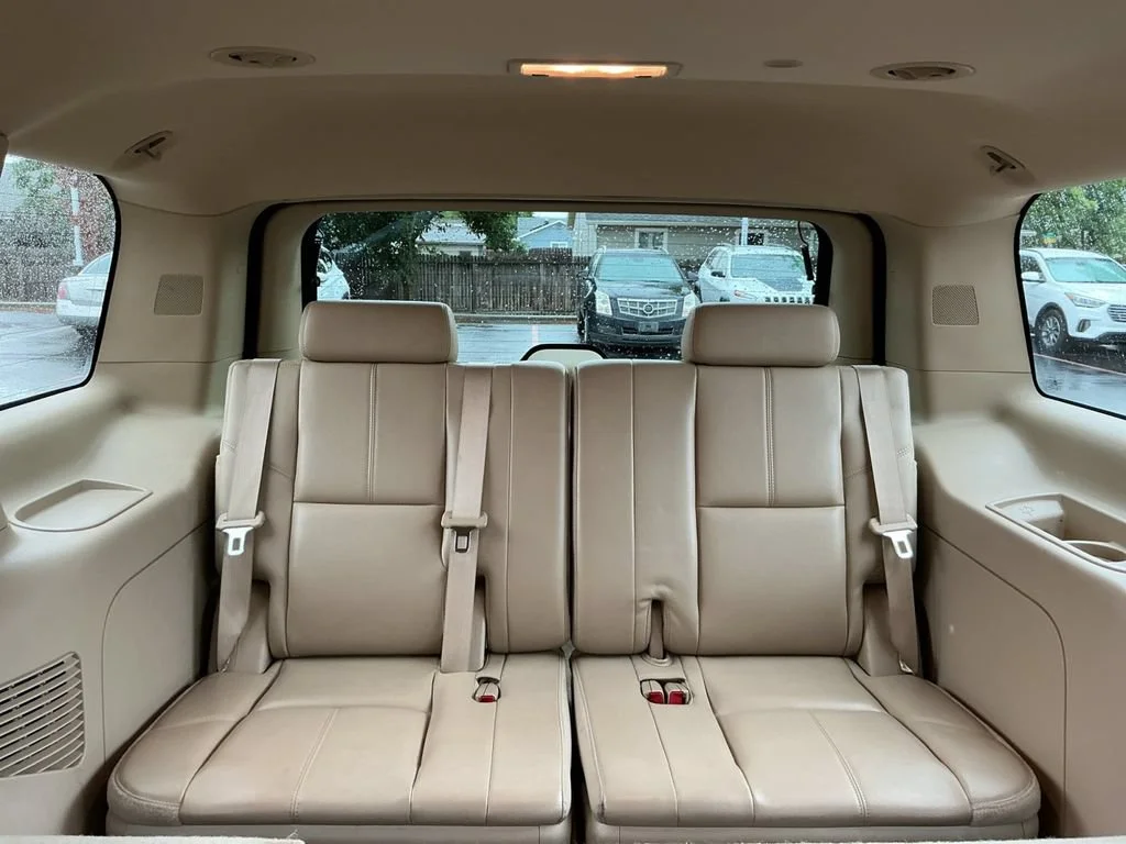 Used 2011 BLACK Chevrolet LT image 12