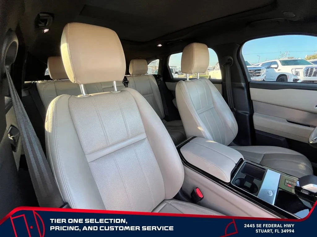 Used 2022 White Land Rover P250 R-Dynamic S image 16