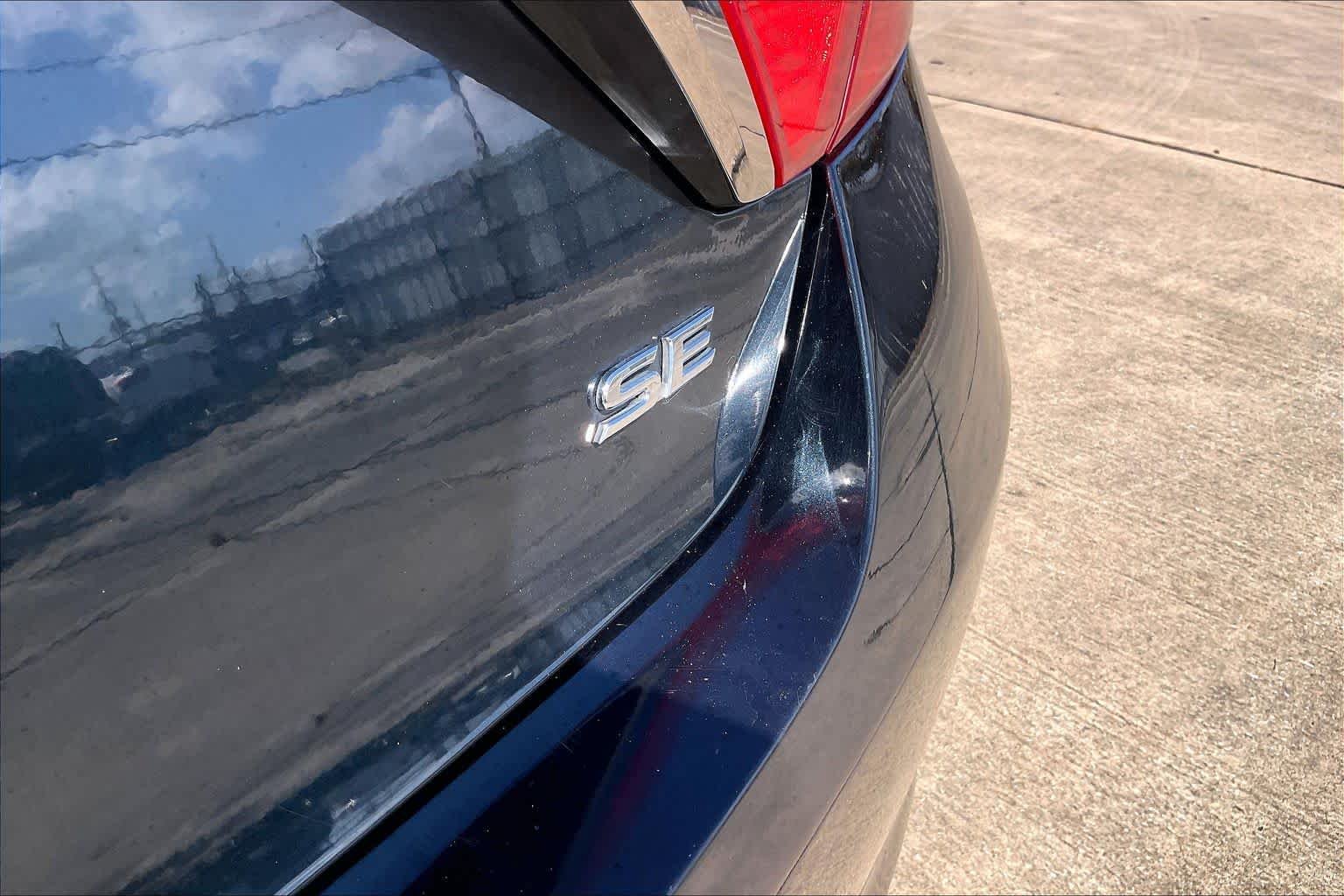 Used 2017 Cosmic Gray Mica Toyota LE image 10