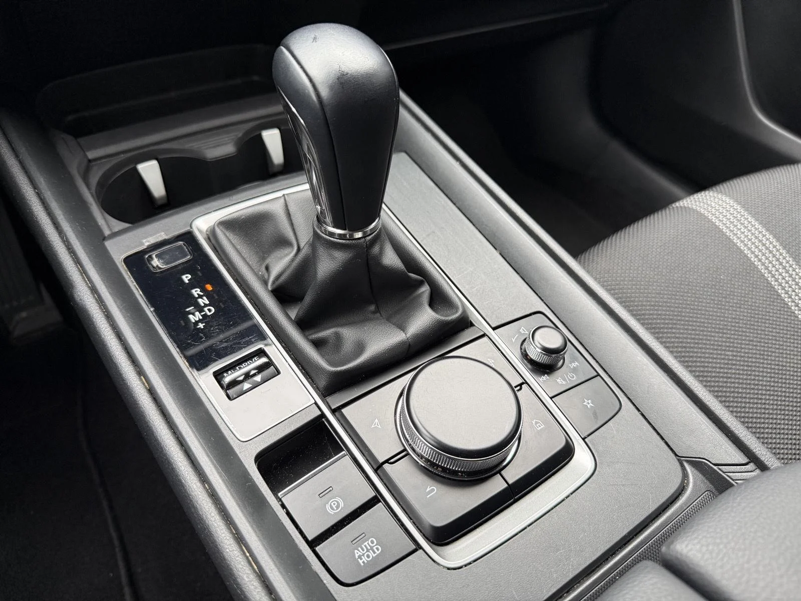 2025 Mazda CX-50 Preferred - Photo 18
