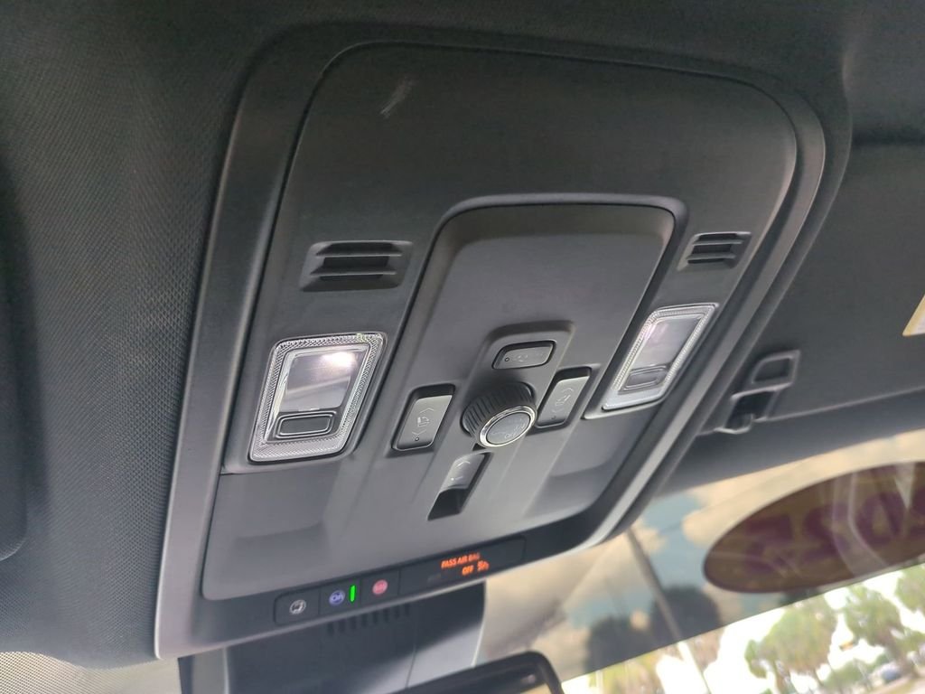 2025 Chevrolet Tahoe Premier - Photo 25