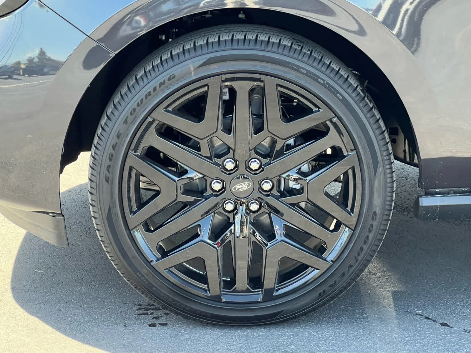 New 2026 Dark Matter Gray Metallic Ford MAX Platinum® image 13