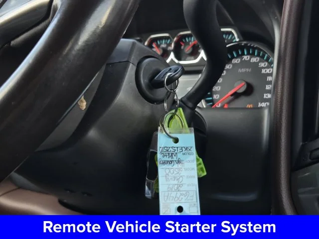 Used 2019 Iridescent Pearl Tricoat Chevrolet High Country image 19