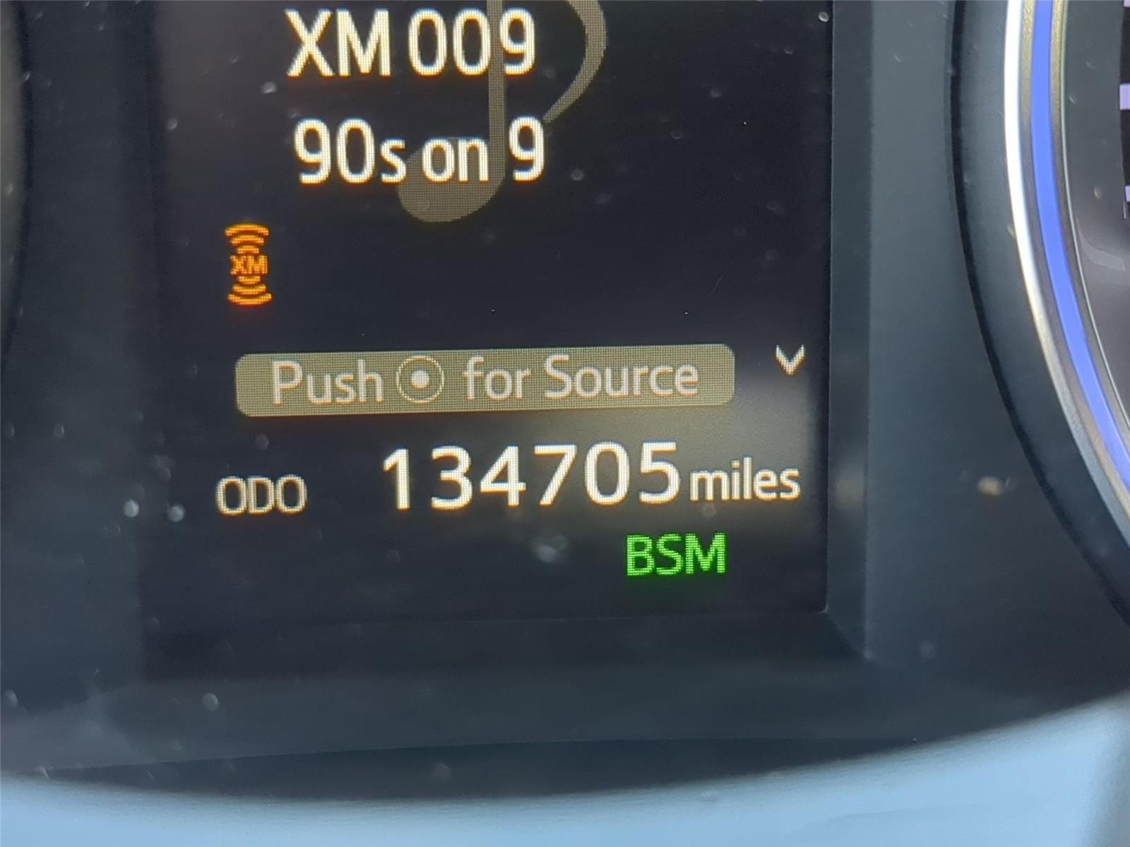 Used 2019  TOYOTA  image 22