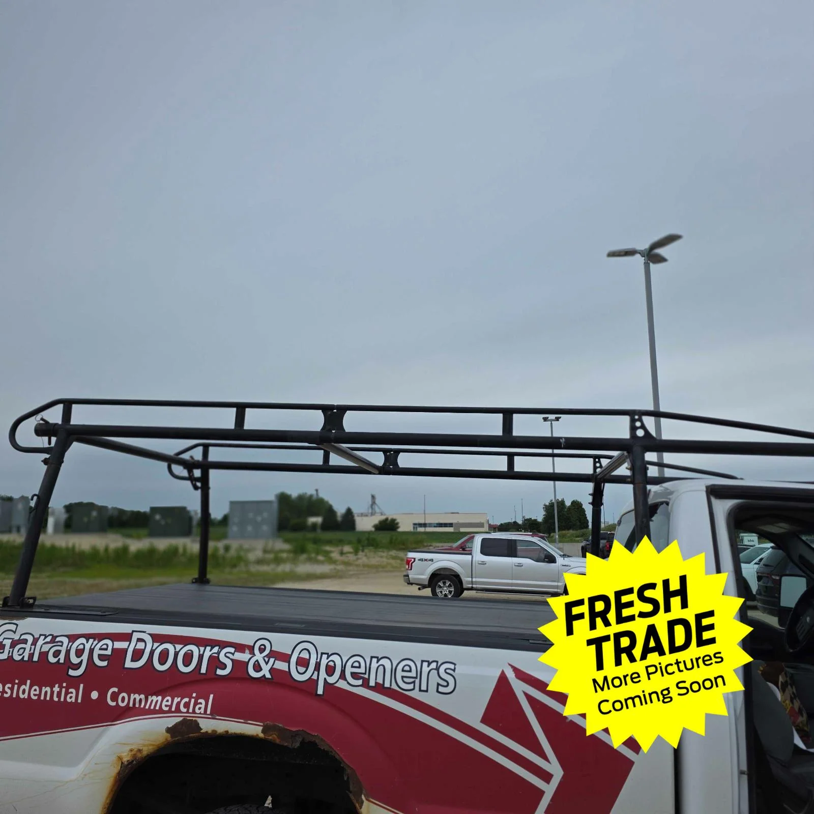 Used 2015 Oxford White FORD  image 10