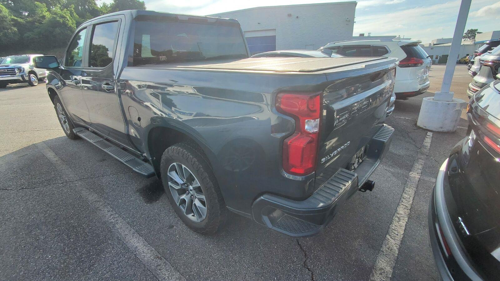 Used 2021 SHADOW GRAY METALLIC Chevrolet RST image 8