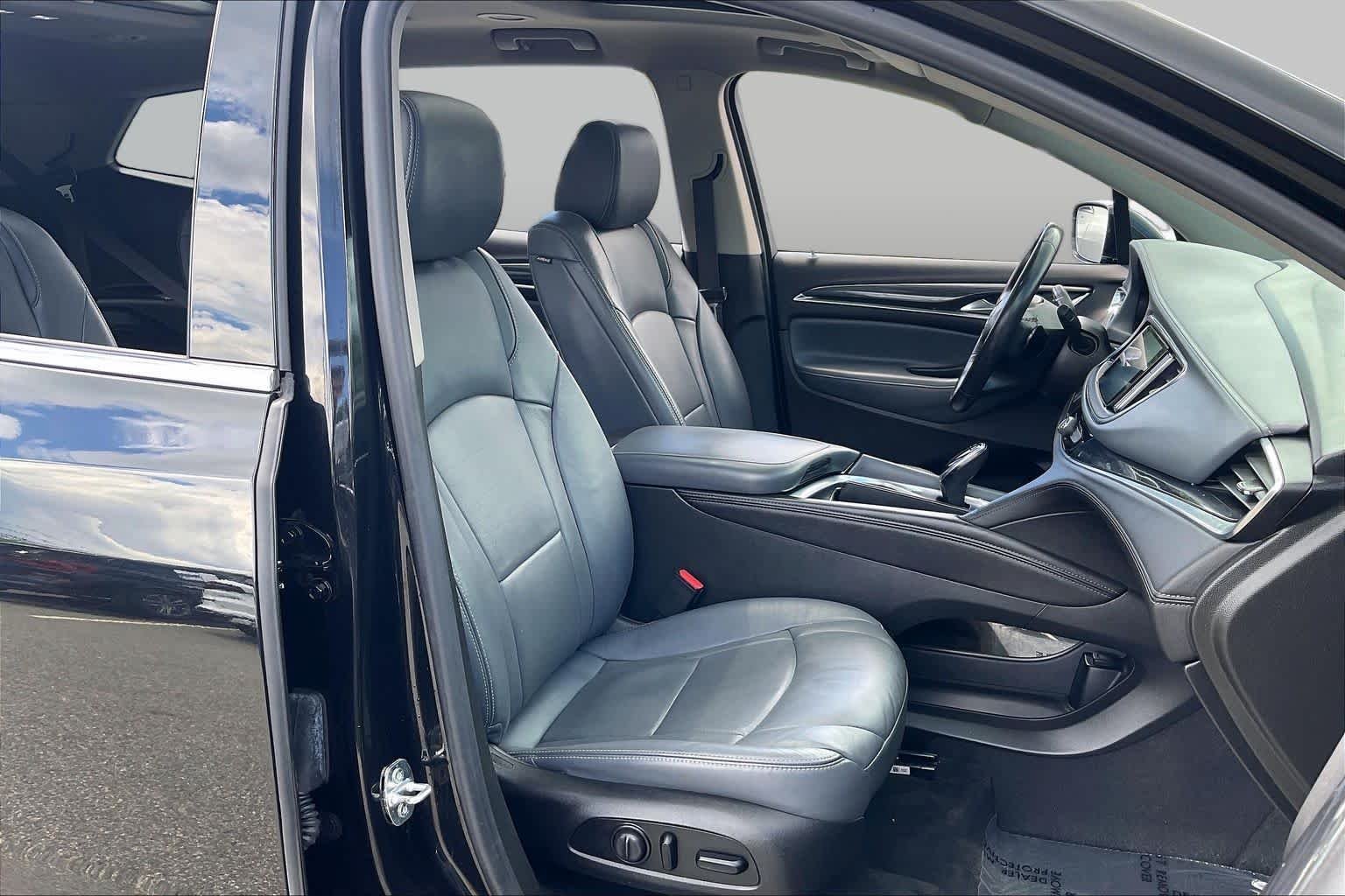 Used 2019 Ebony Twilight Metallic Buick Essence image 8