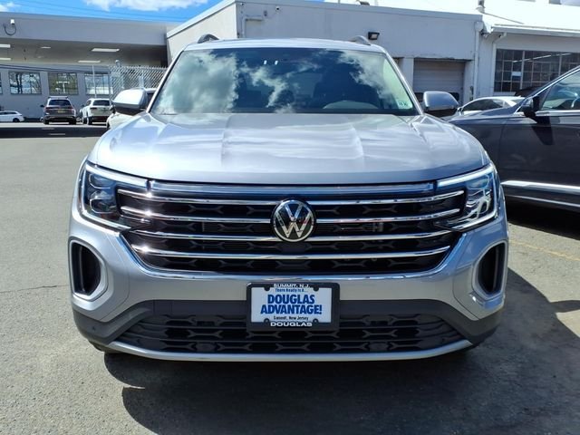 Used 2026 Silver Volkswagen 2.0T SE w/Technology image 4