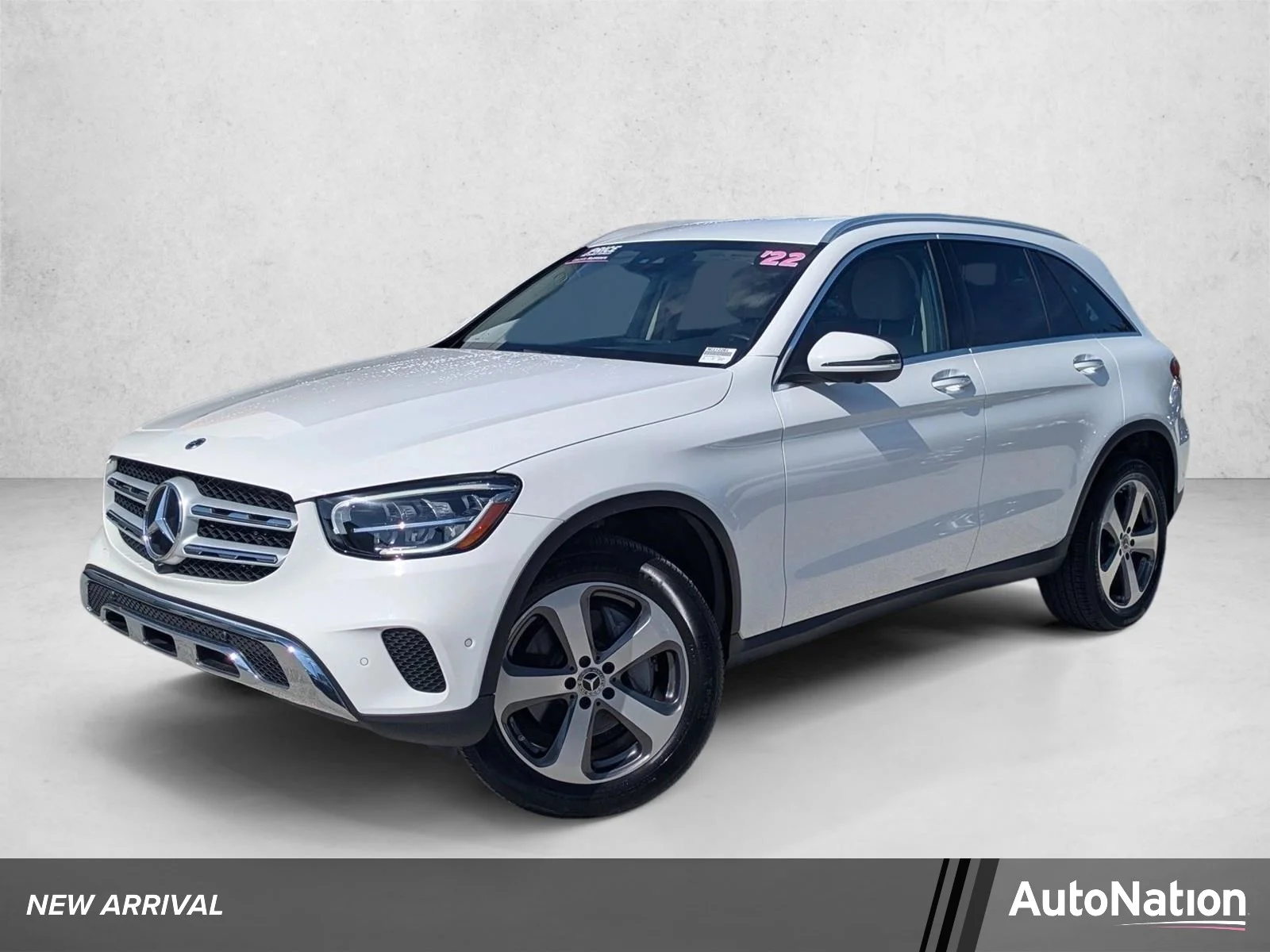 Used 2022 Polar White Mercedes-Benz GLC 300 image 1