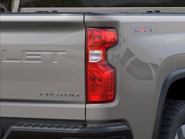2026 Chevrolet Silverado 2500 HD Custom - Photo 11