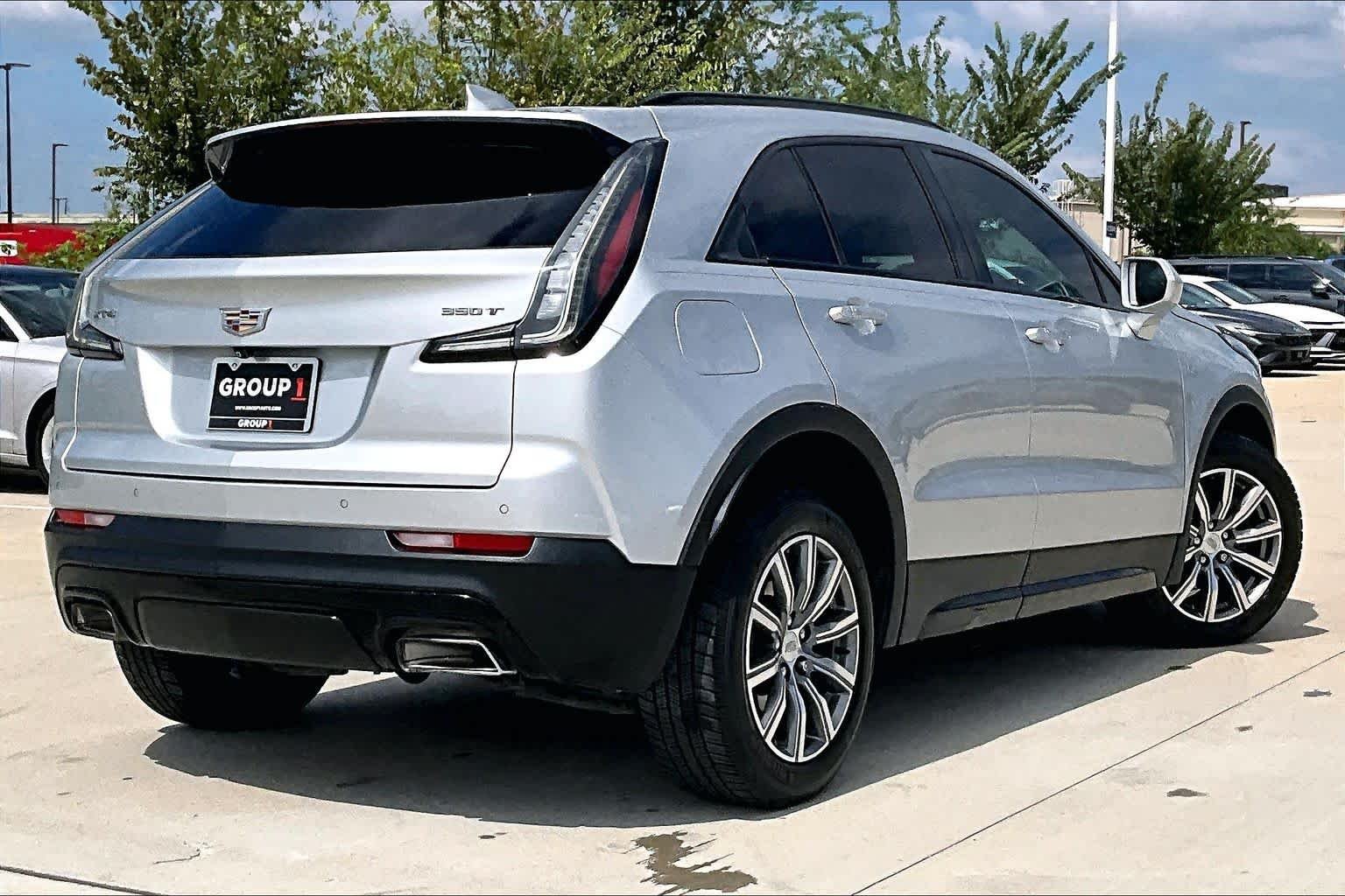 Used 2020 Radiant Silver Metallic Cadillac FWD Sport image 25