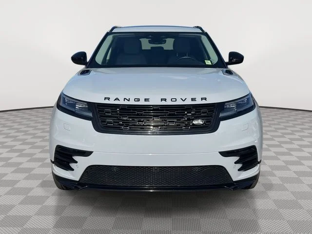 Used 2025 Gray Land Rover Dynamic SE image 2