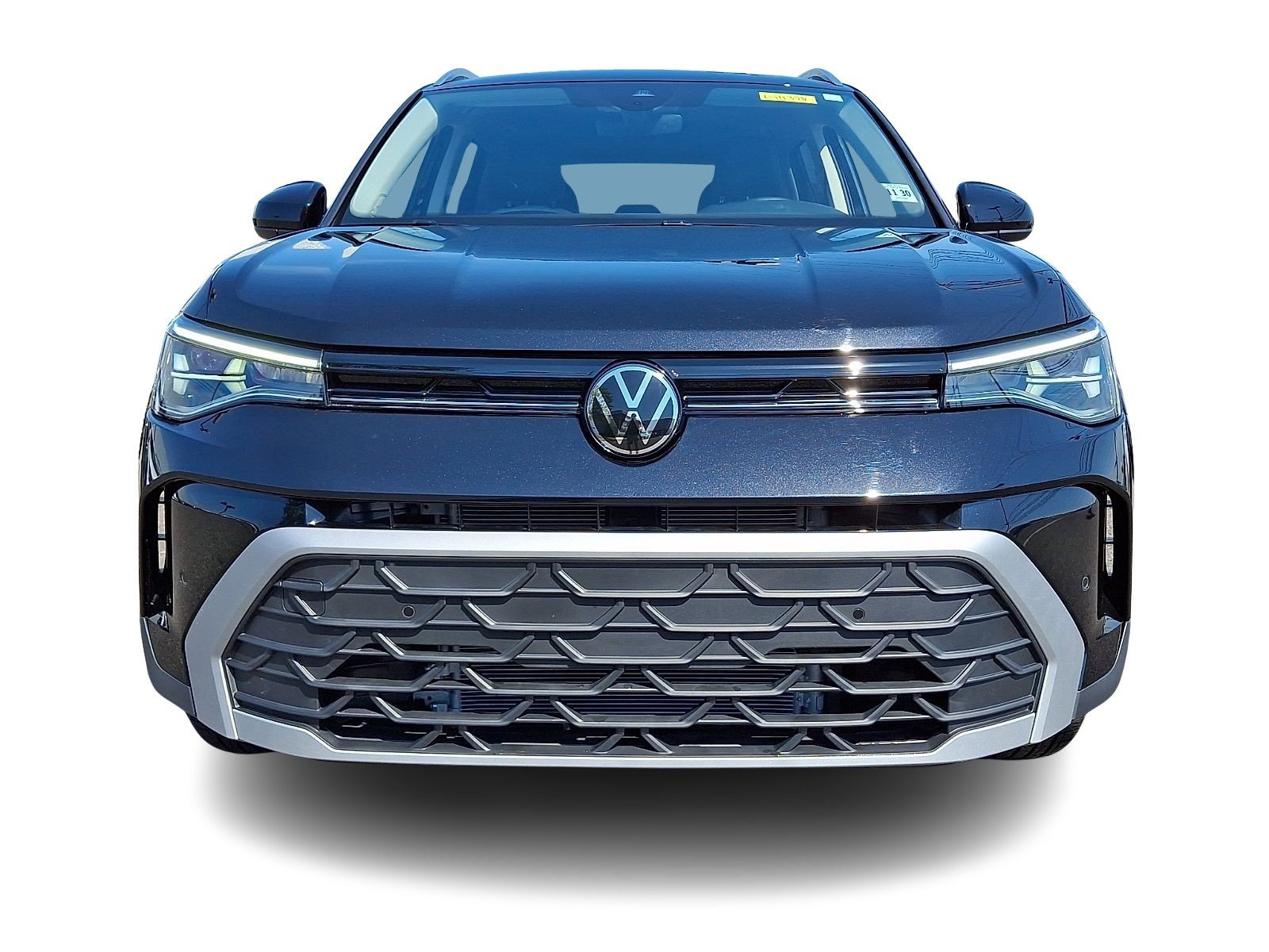 Used 2025 Deep Black Pearl   2T2t Volkswagen SE image 2