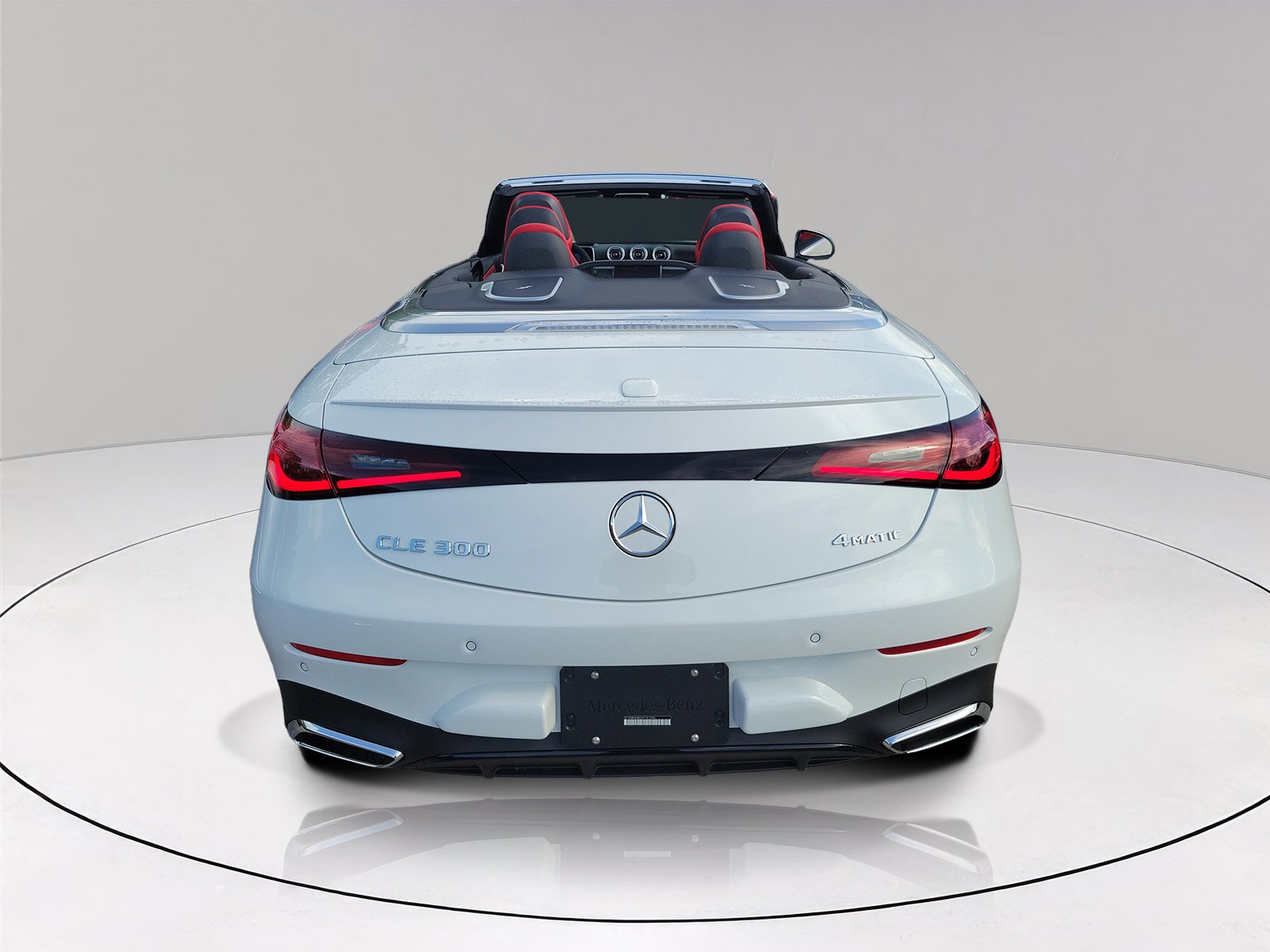 New 2027 MANUFAKTUR Moonlight White Metallic Mercedes-Benz CLE 300 image 34