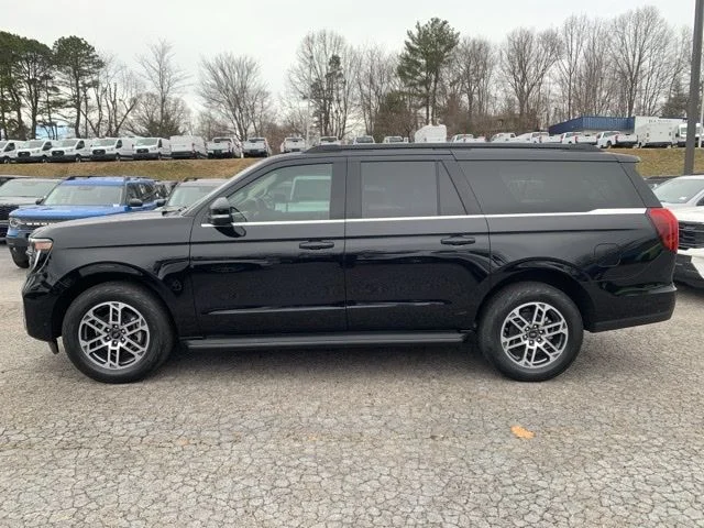 New 2025 Black Ford Active image 5