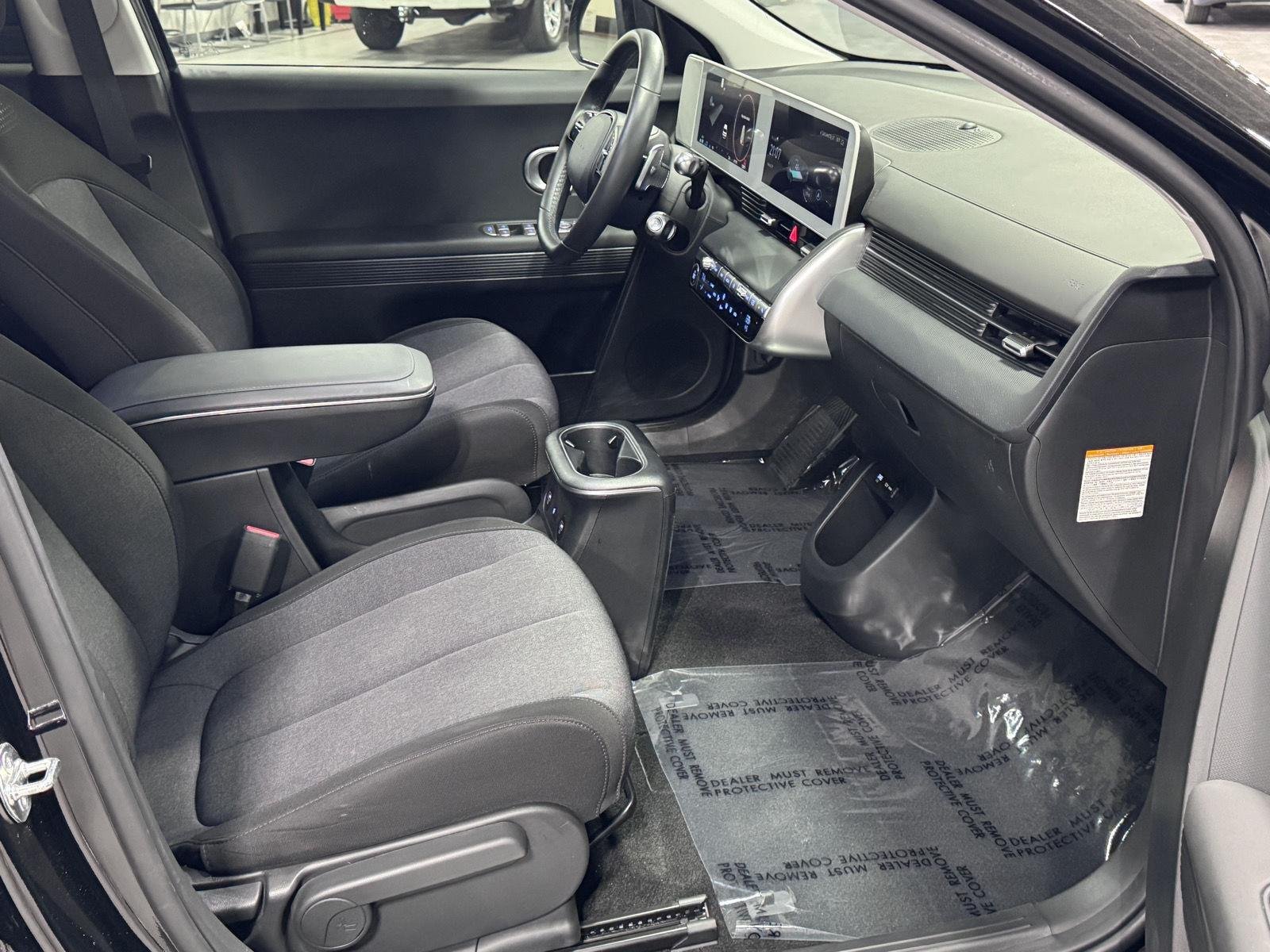 Certified Used 2024 Abyss Black Hyundai SEL image 18