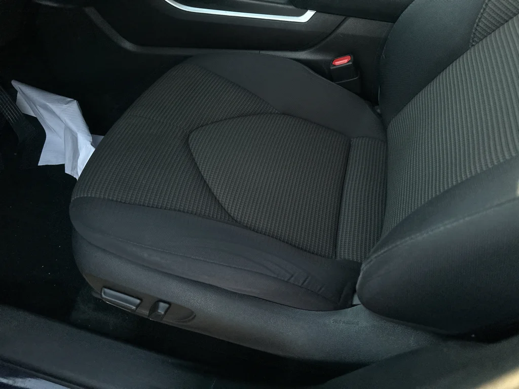Used 2022 Blueprint Toyota LE image 4