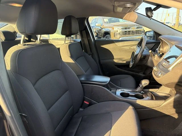 Used 2023 Gray Chevrolet RS image 23