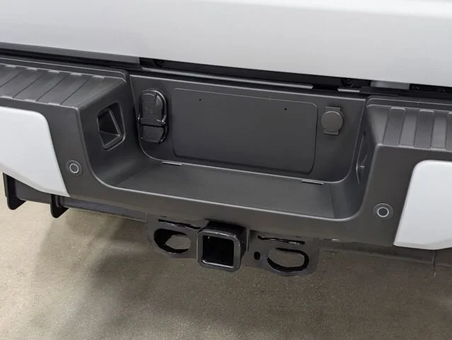 New 2026 Oxford White Ford F-250® Lariat® image 59