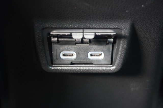 Used 2024  Lexus UX 250h F SPORT Handling image 25
