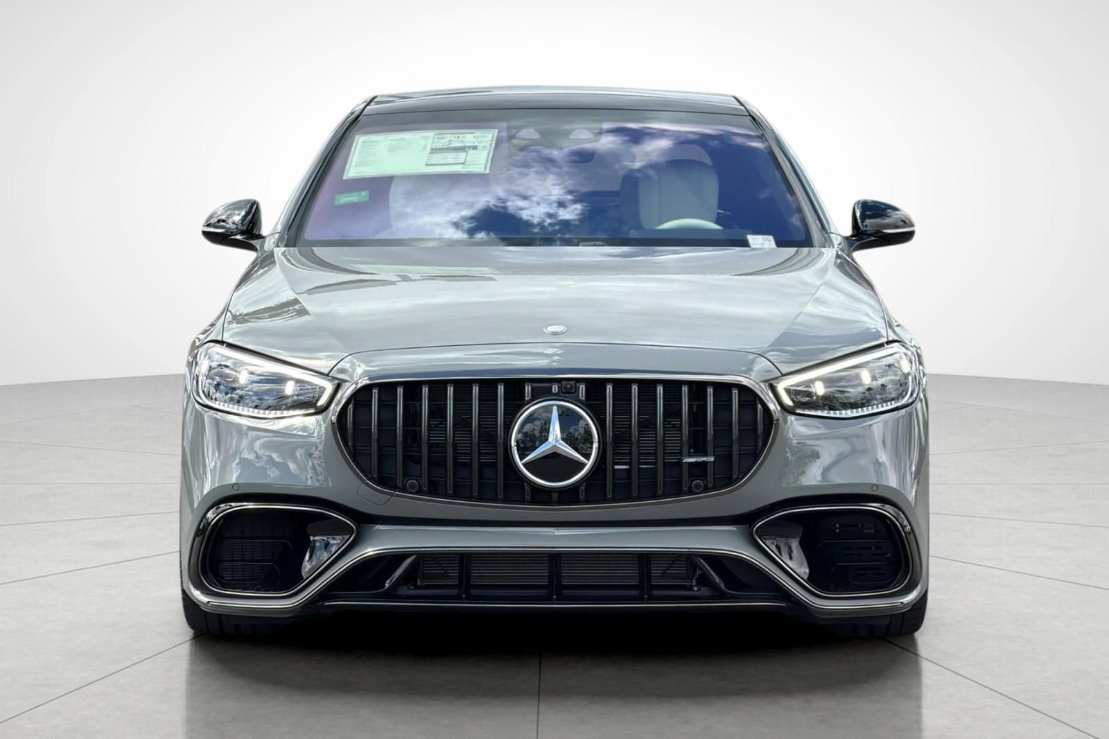 2026 Mercedes-Benz S-Class AMG S 63 - Photo 6