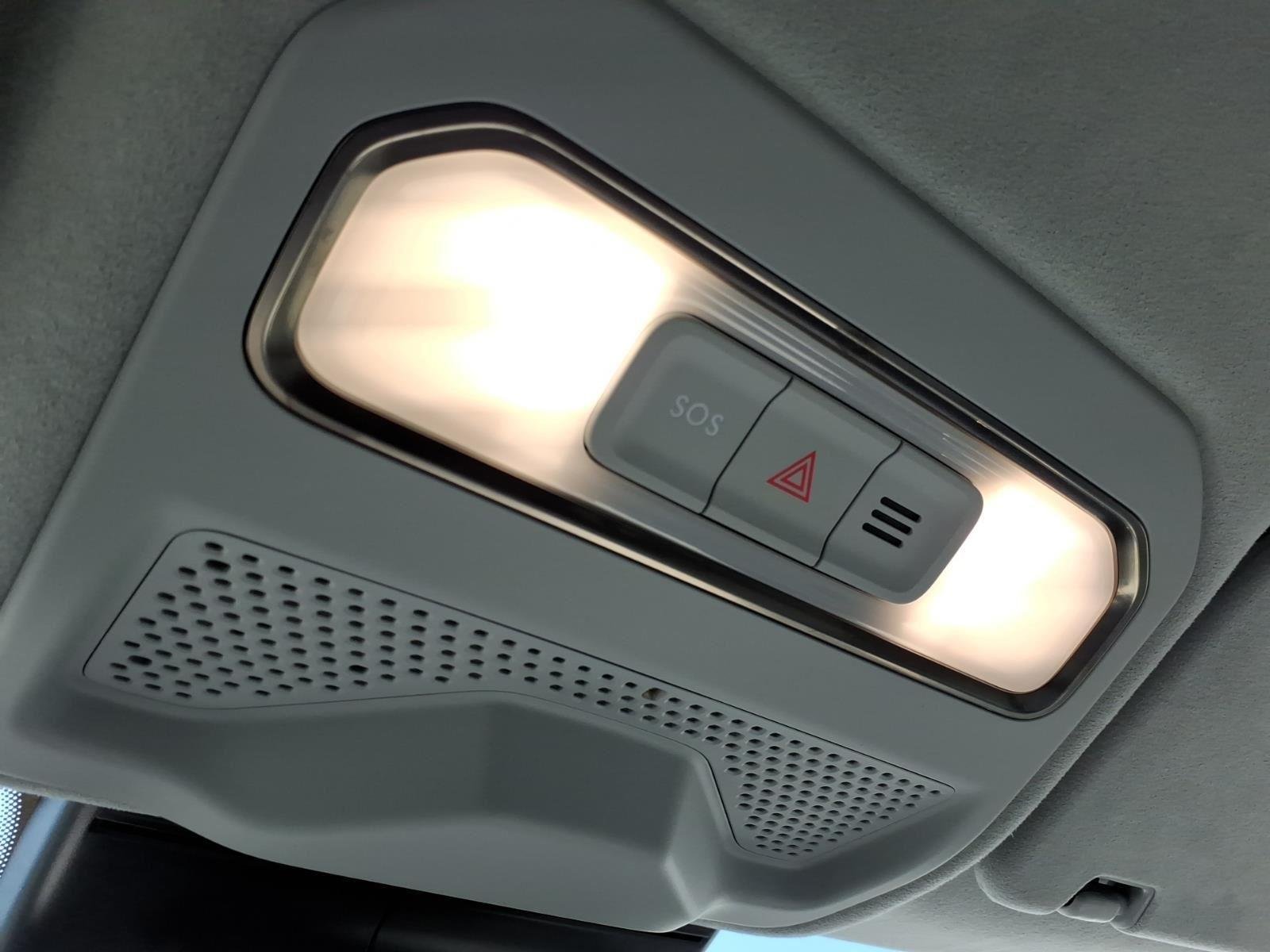 Used 2024  Rivian Adventure image 11