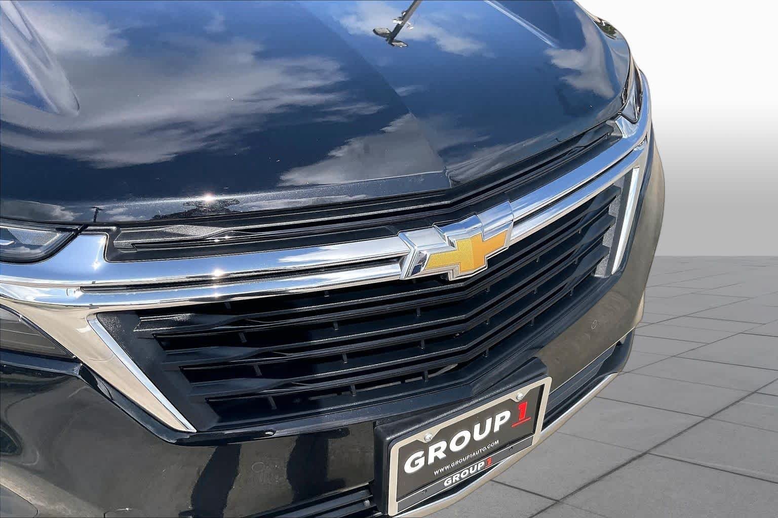 Used 2022 Mosaic Black Metallic Chevrolet LT image 29