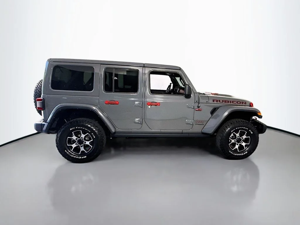 Used 2022 Sting Gray Clearcoat Jeep Unlimited Rubicon image 14