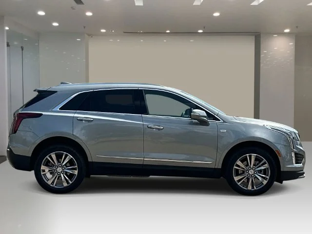 Used 2025 Silver Cadillac Premium Luxury image 6