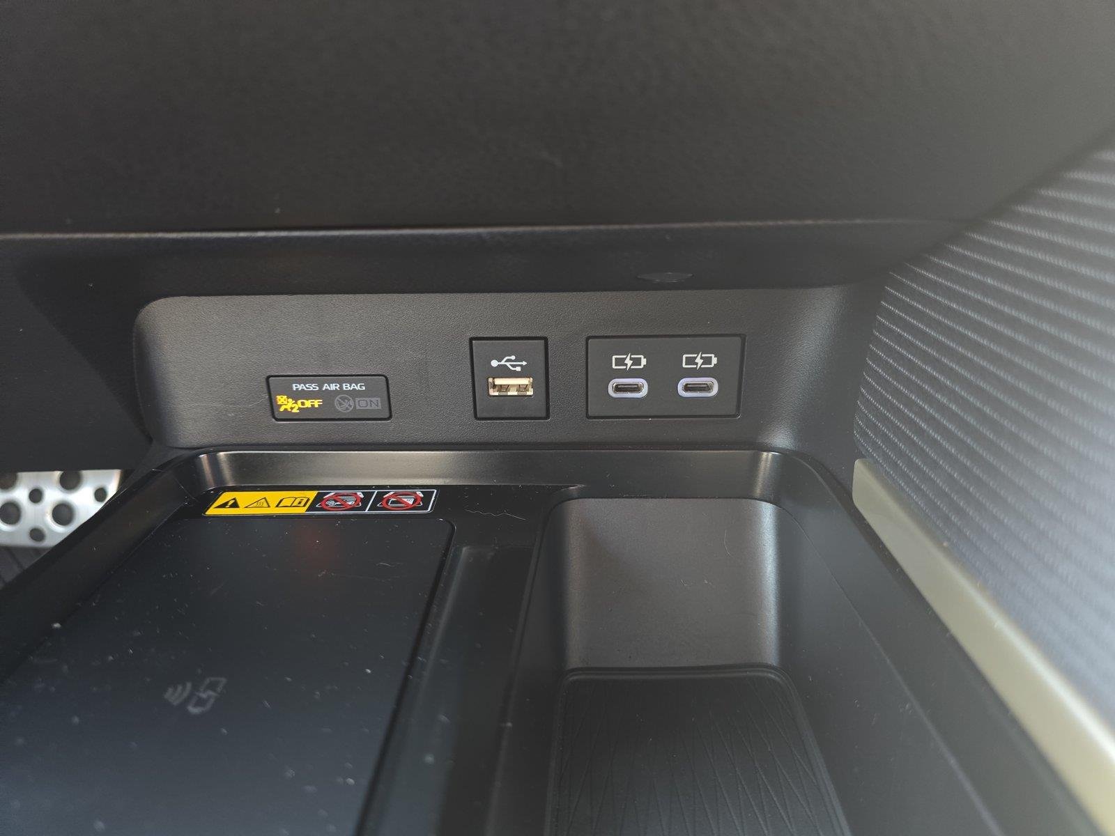 Used 2025 Ice Cap Toyota SE image 26