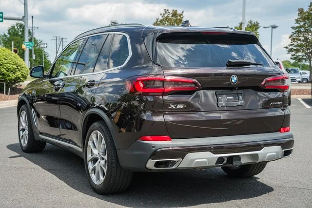 Used 2021 Brown BMW xDrive40i image 7