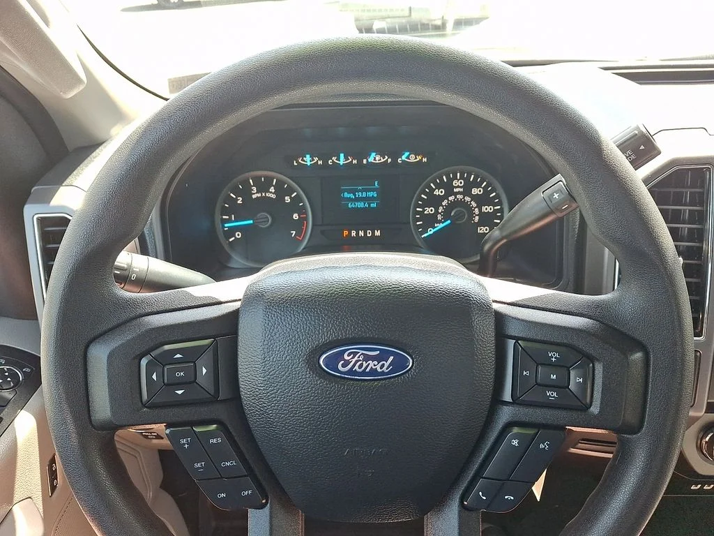 Used 2019 Silver Ford XLT image 18