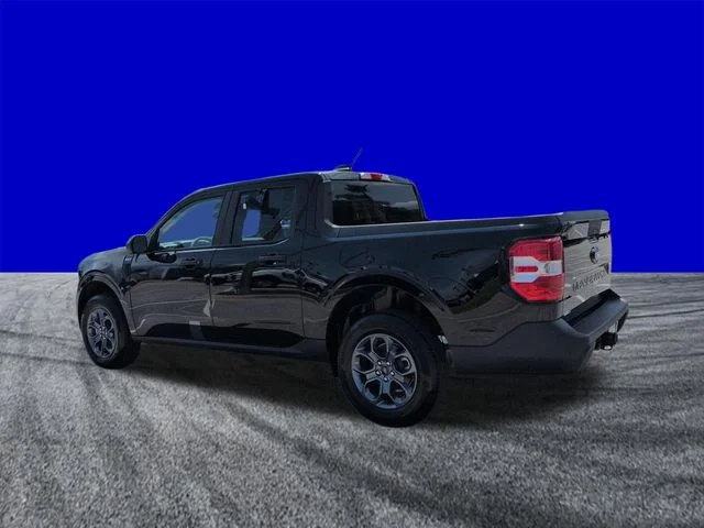 New 2026 Shadow Black Ford XLT image 6