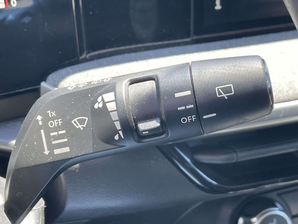 Used 2025 White Nissan SV image 23