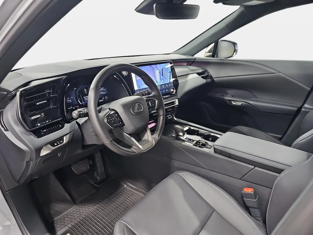 New 2026 Iridium Lexus PREMIUM PLUS image 15