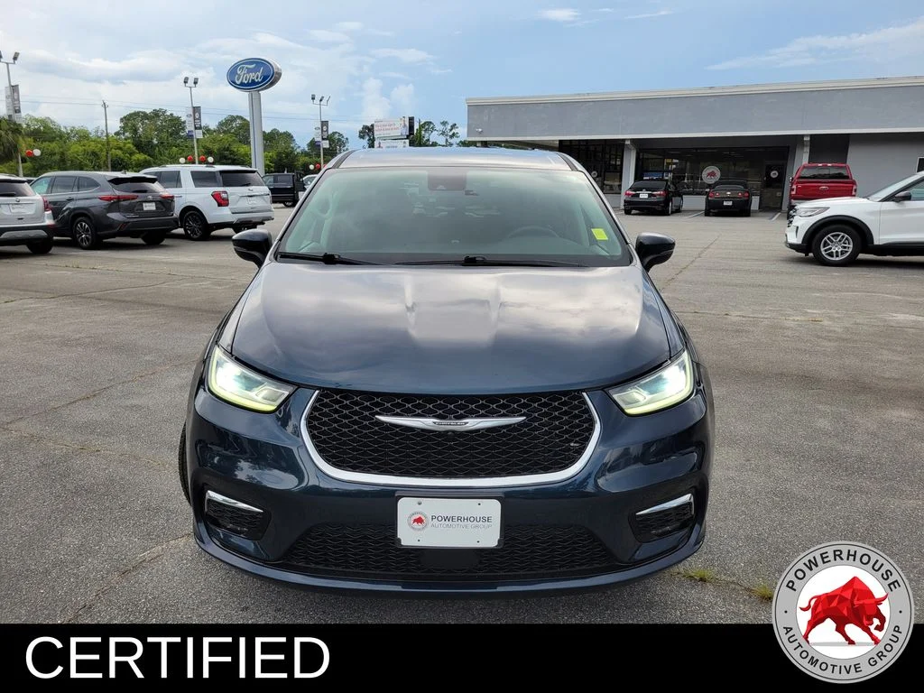 Used 2023 Blue Chrysler Touring L image 9