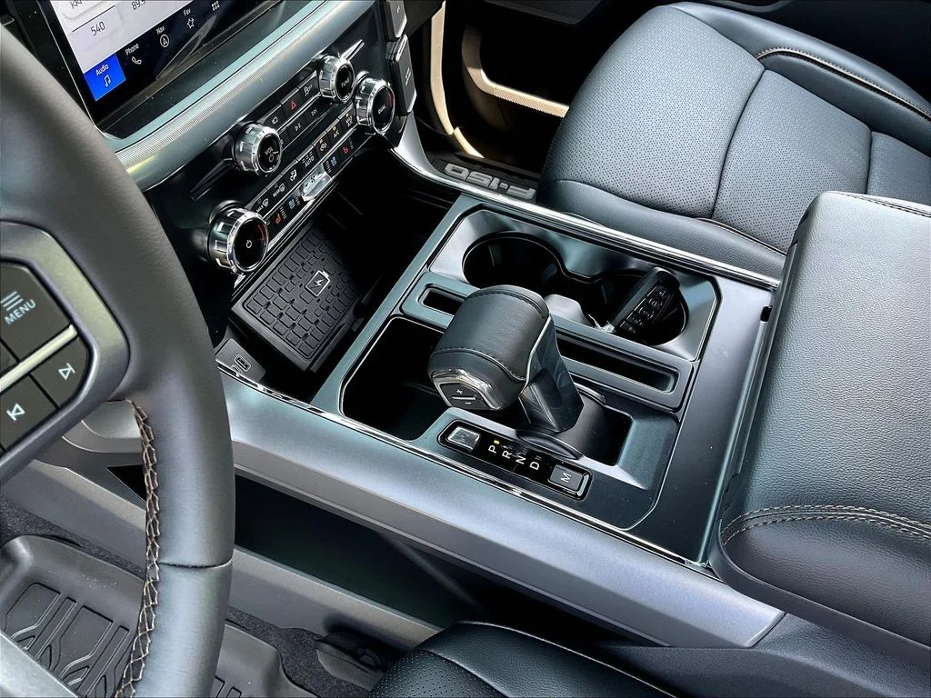 New 2026 Avalanche Ford Lariat® image 25