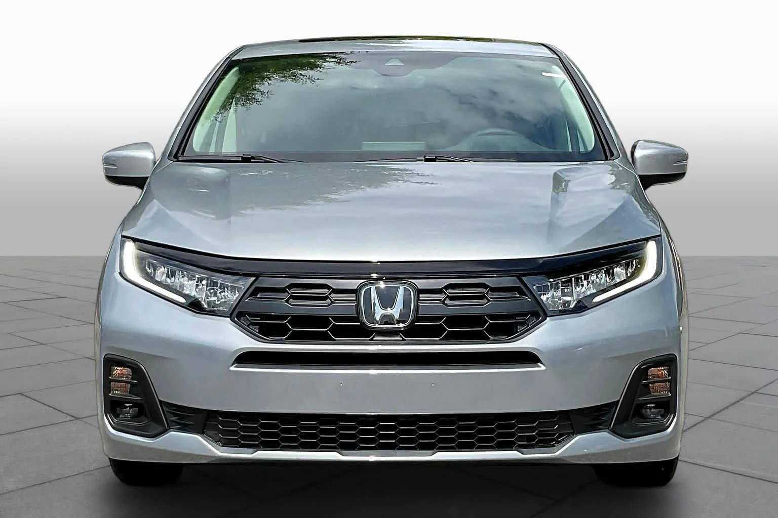 New 2026 Solar Silver Metallic Honda EX-L image 3