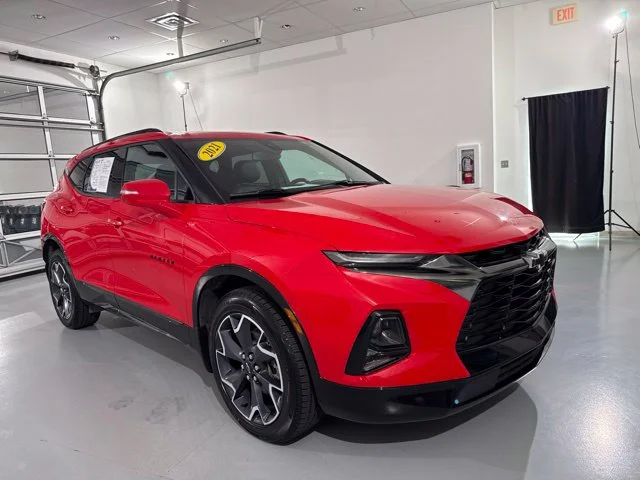 Used 2021 Red Chevrolet RS image 1