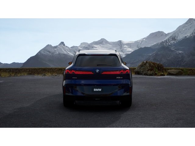 New 2027 Tanzanite Blue II Metallic BMW 40 xDrive image 5