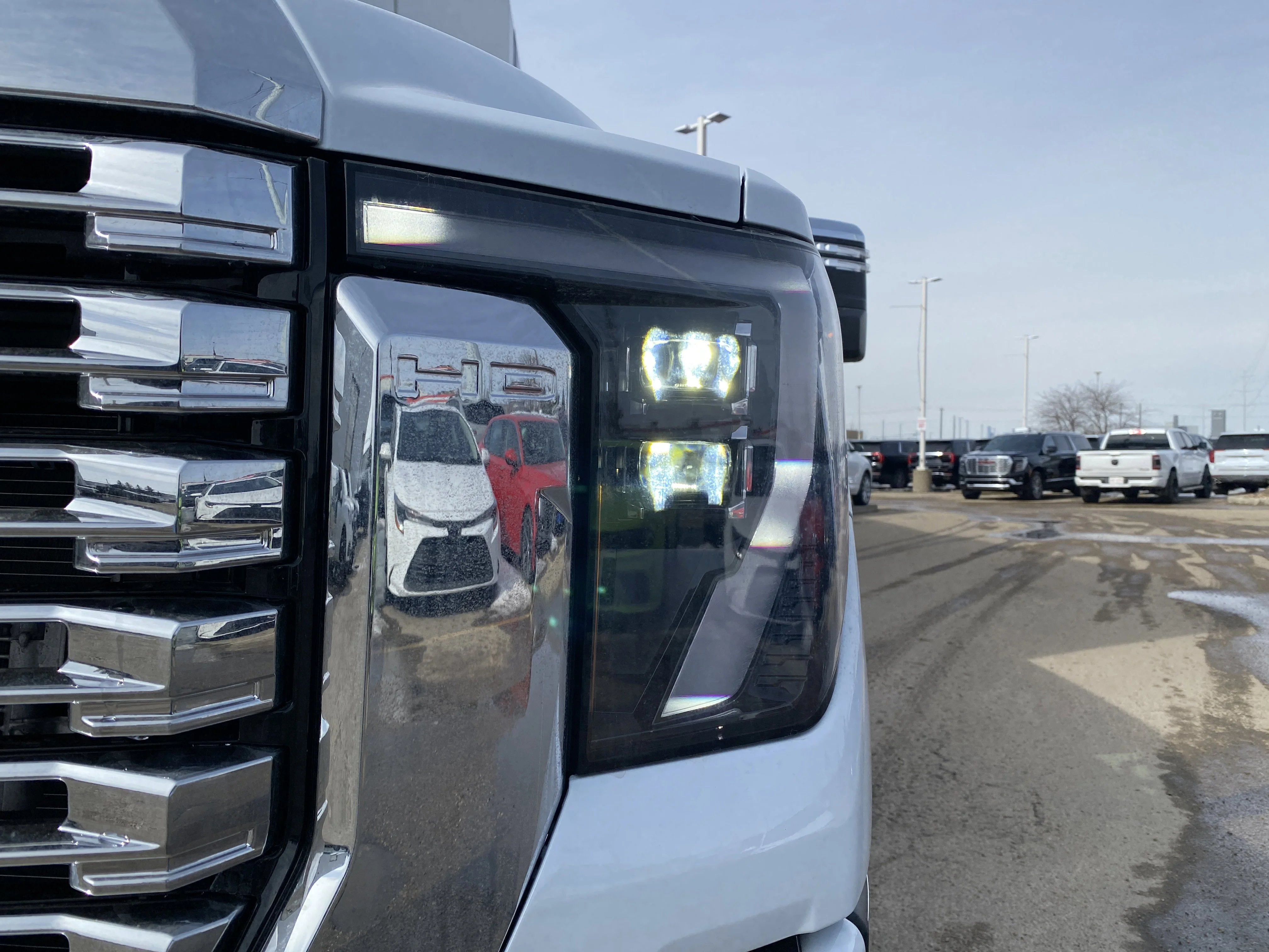 New 2026 GLACIER WHITE TRICOAT GMC Denali image 10