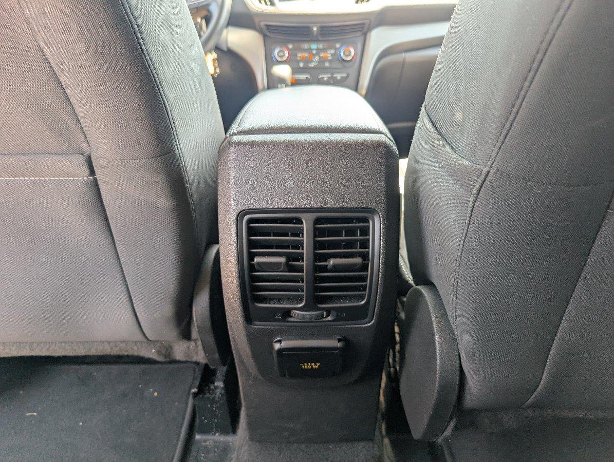 Used 2017 Ingot Silver Ford SE image 33