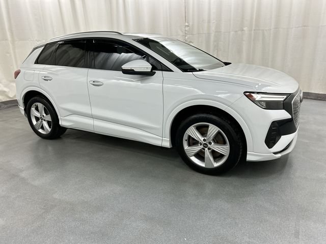 2022 Audi Q4 e-tron Premium Plus