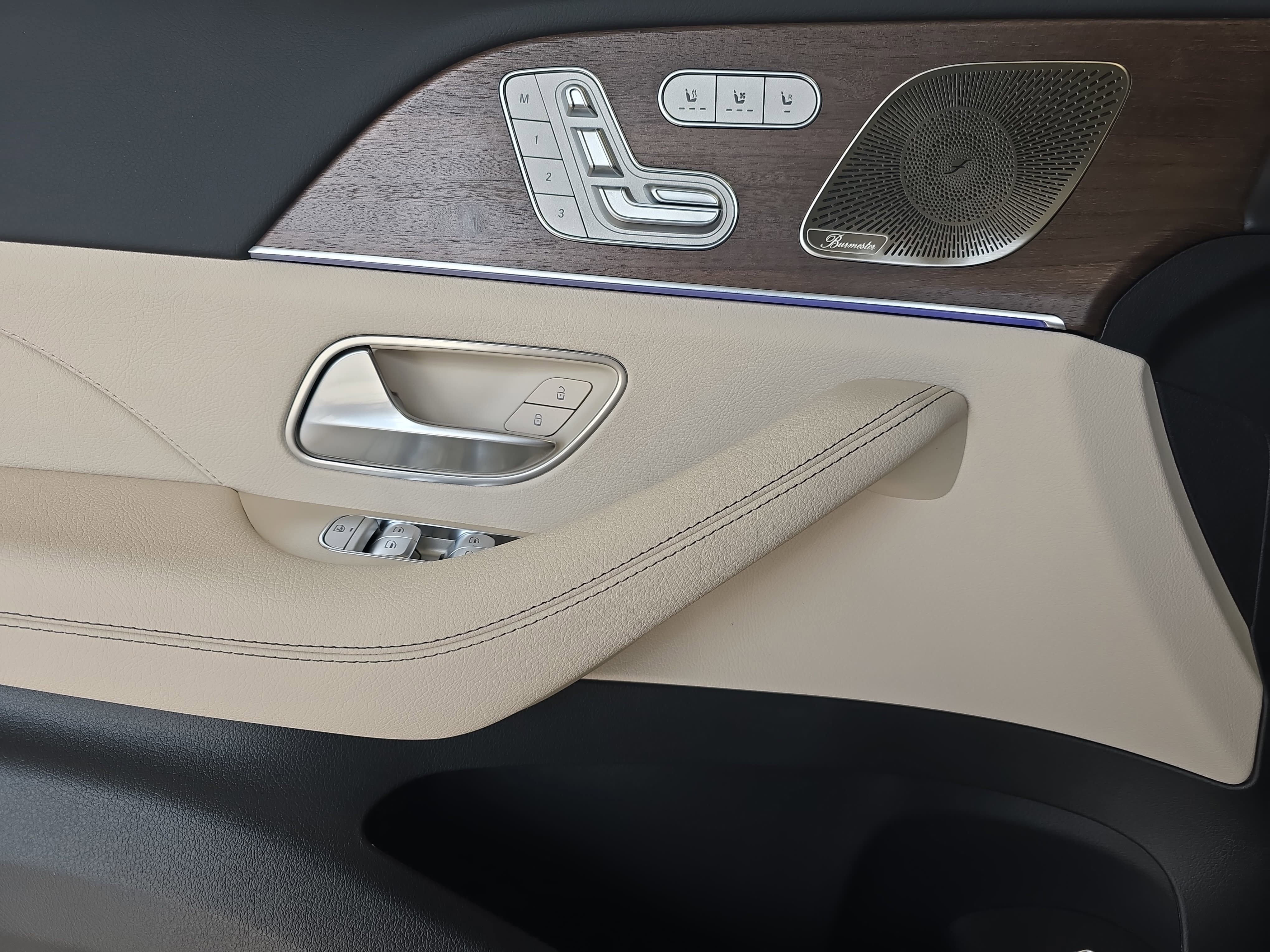 New 2026 Twilight Blue Metallic Mercedes-Benz GLE350 image 28