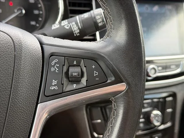 Used 2020 White Buick Preferred image 20