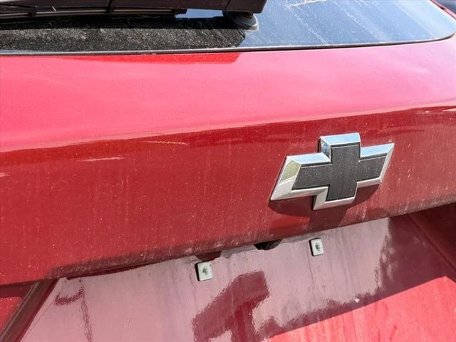 Used 2025 Red Chevrolet 1RS image 20