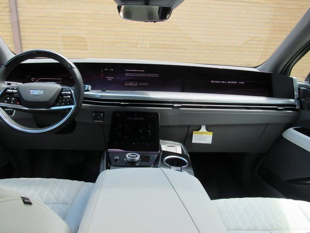 2025 Cadillac Escalade IQ Sport 1 - Photo 14