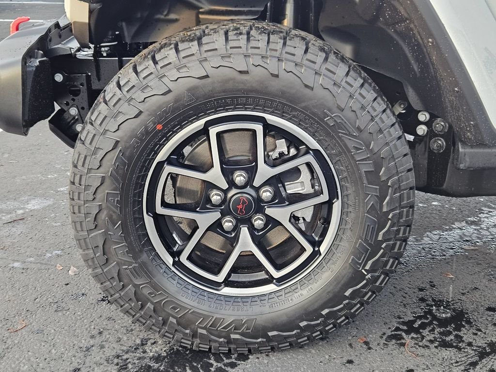 New 2026 Bright White Clearcoat Jeep Rubicon image 41